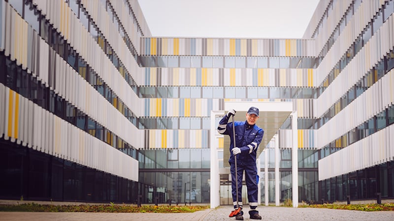 Aussenanlagepflege_Grauflächenreinigung_ISS