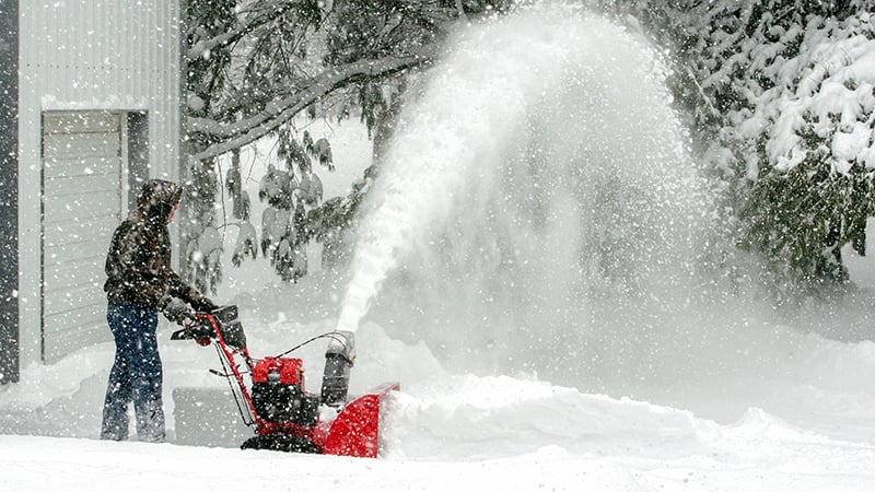 Aussenanlagepflege_Winterdienst_ISS