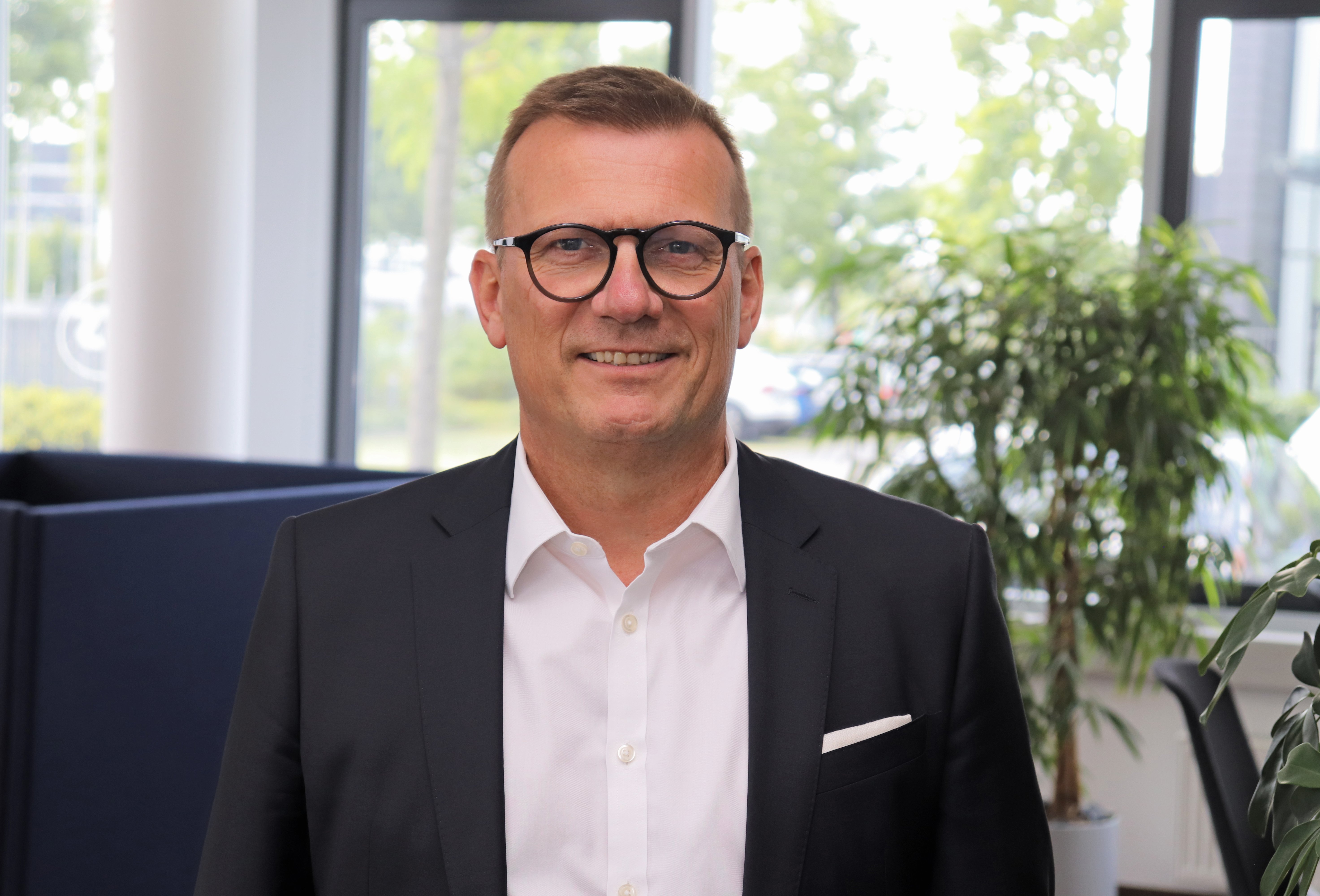 DE_CEO_Larsen, Christian Steen